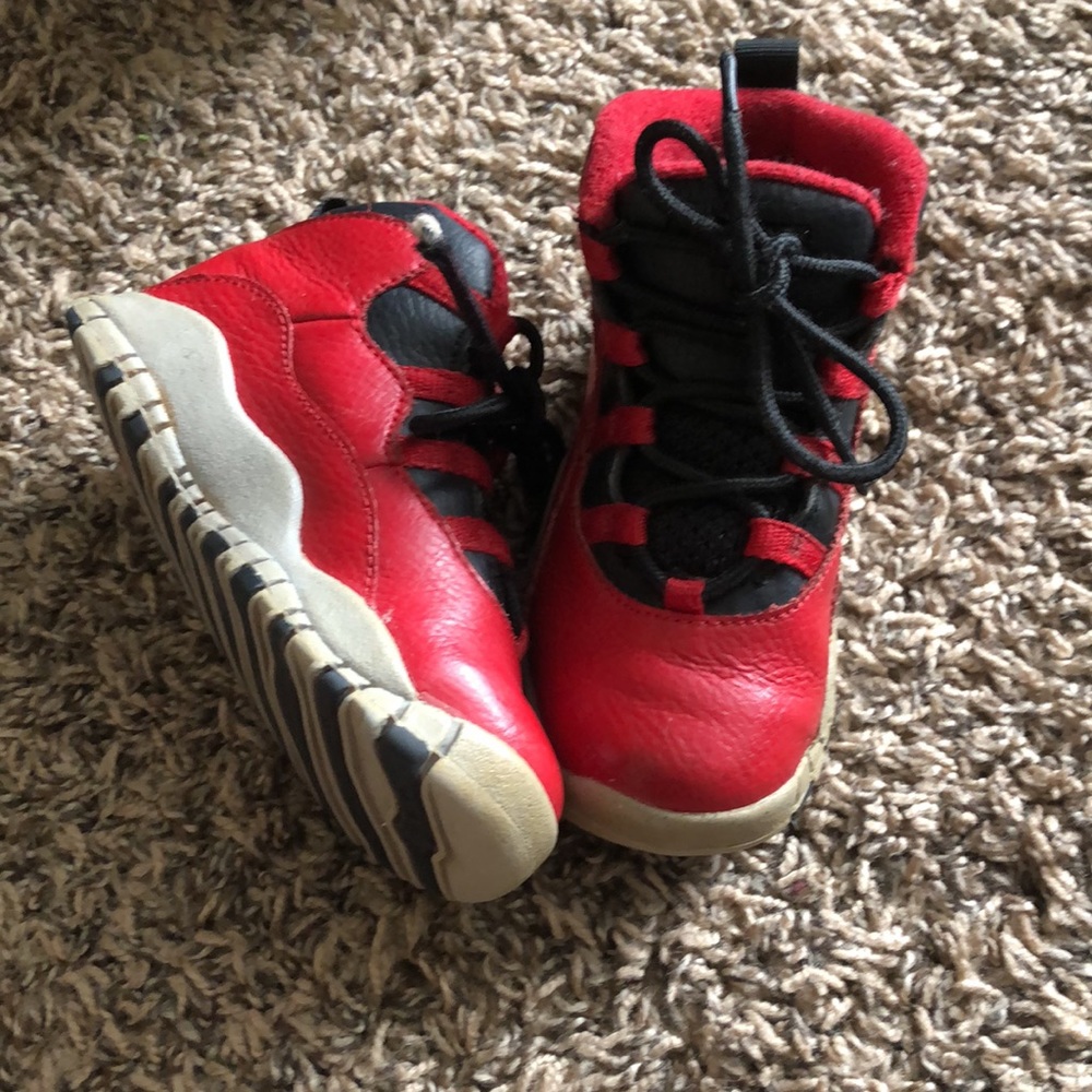 Jordan 10s Red & Black size.9c